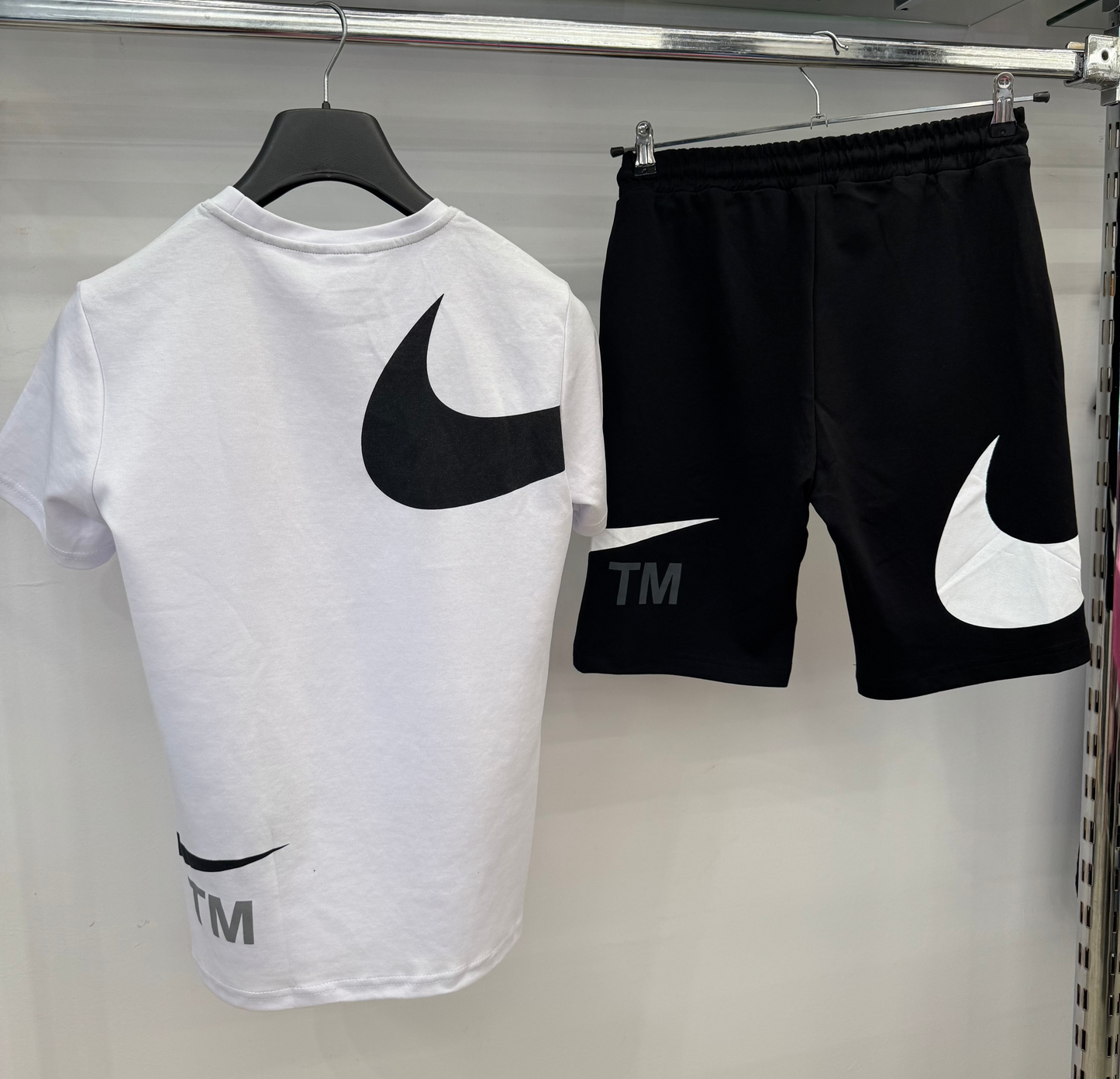 Σετ καλοκαιρινό Nike TM - Άσπρο