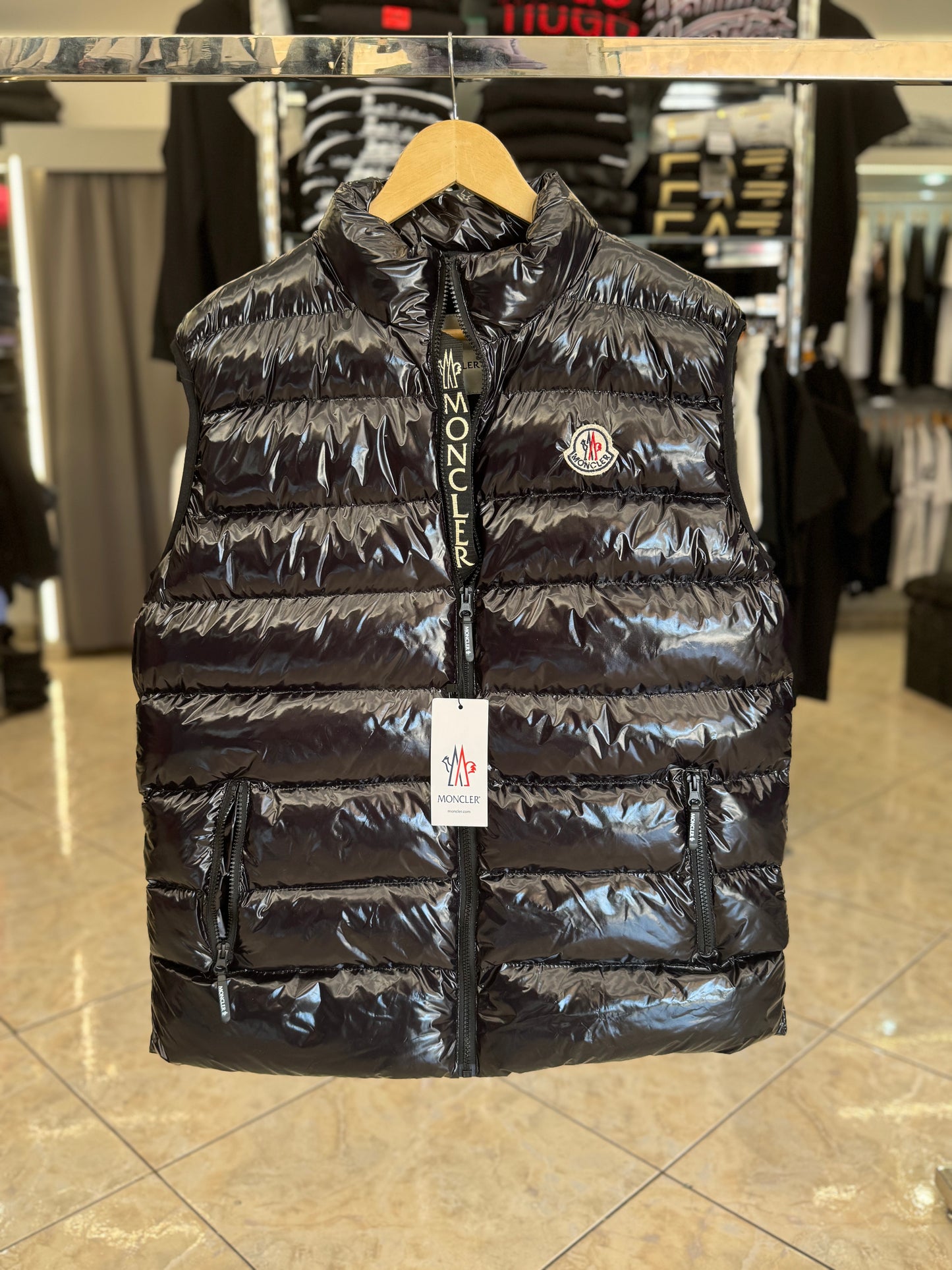 Αμάνικο Moncler Γυαλιστερό