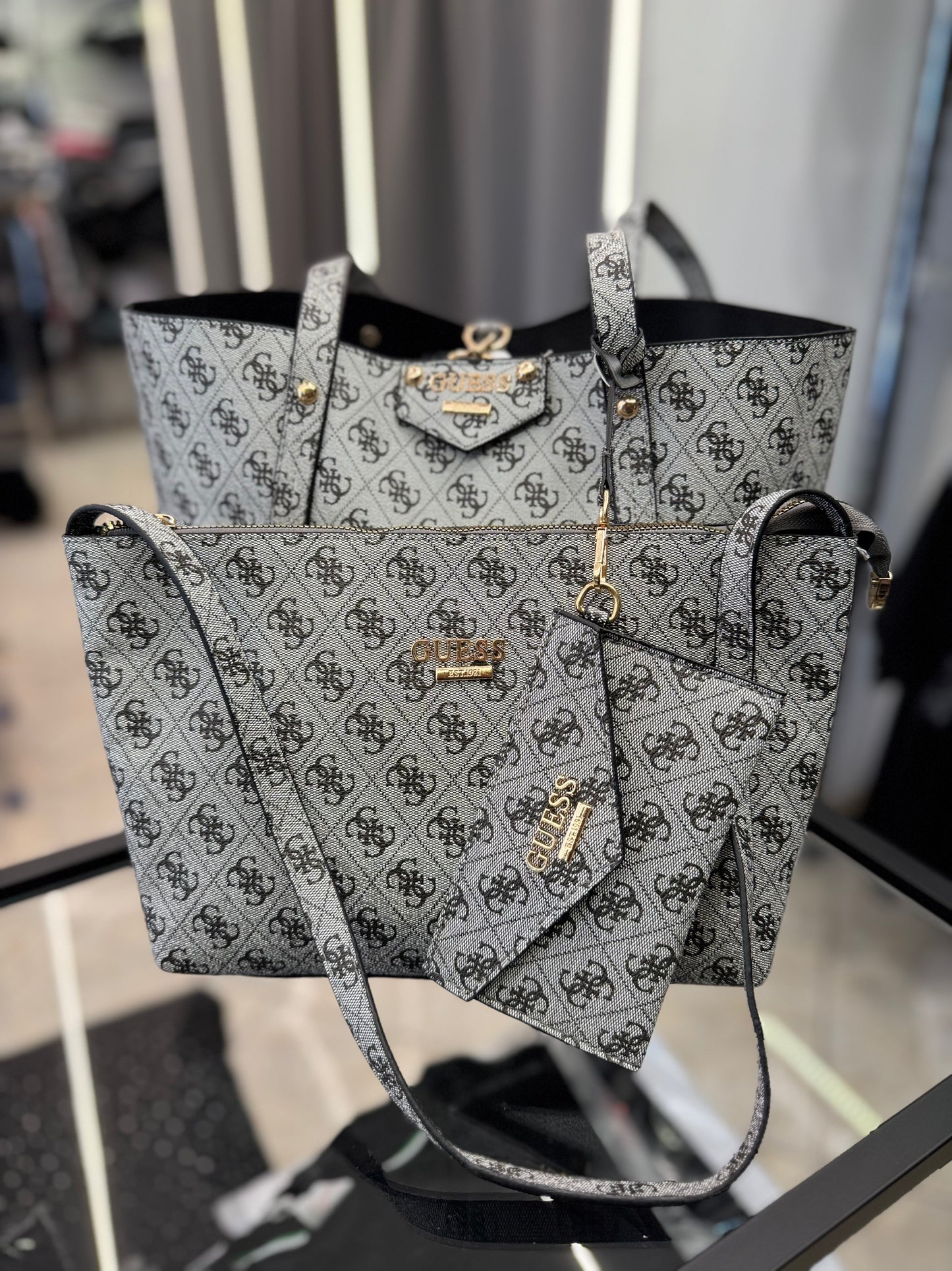 Γυναικεία Τσάντα Guess