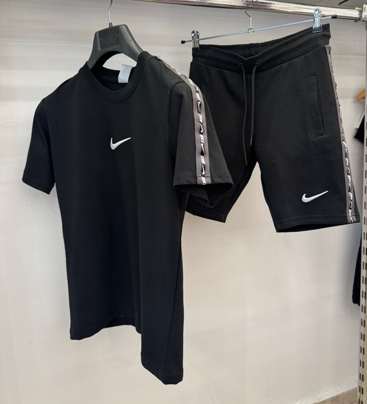 Σετ καλοκαιρινό Nike