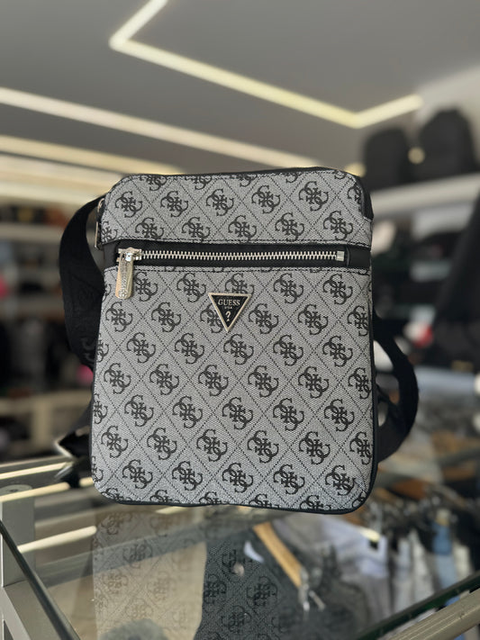 Τσαντάκι Prada