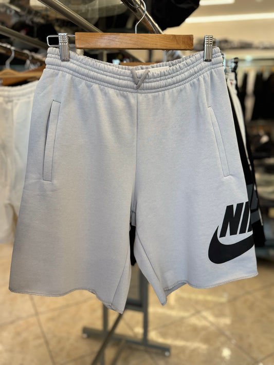 Σορτσάκι Nike - Γκρι